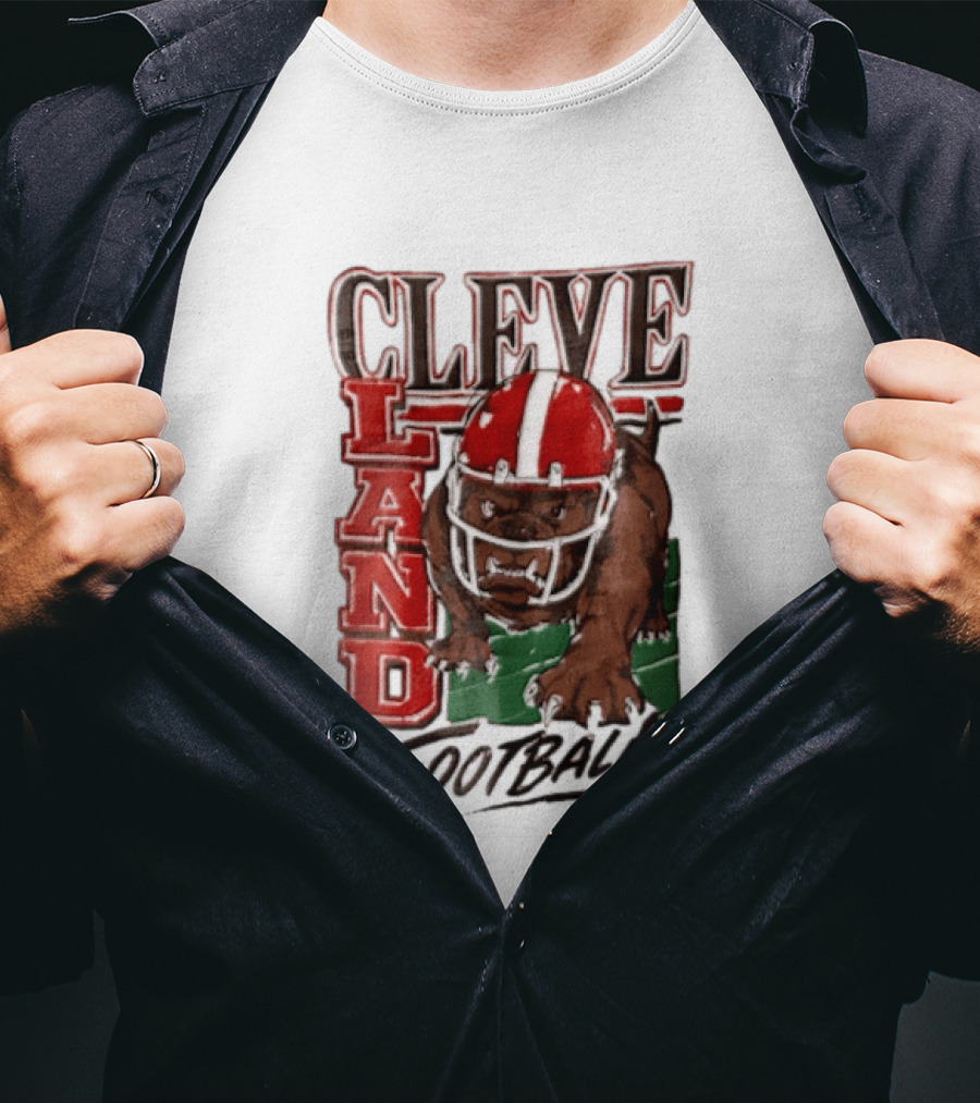 Cleveland Browns Bulldog Football Helmet Mascot Running T-Shirt