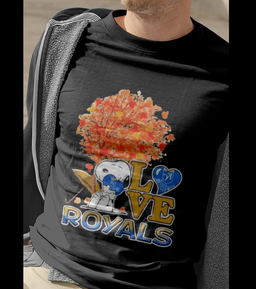 KC Royals Love Snoopy Hug Heart Peanuts Baseball Fall Tree T-Shirt