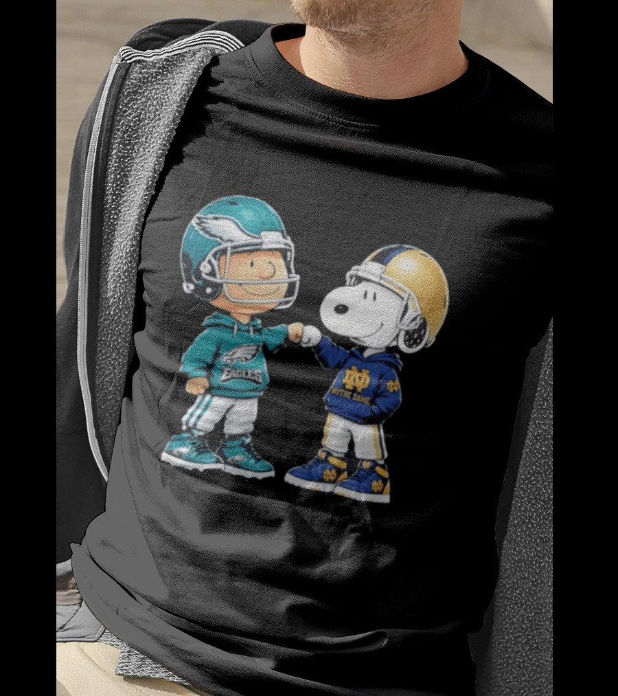Peanuts Characters In Philadelphia Eagles Vs Notre Dame Fighting Irish Helmets T-Shirt