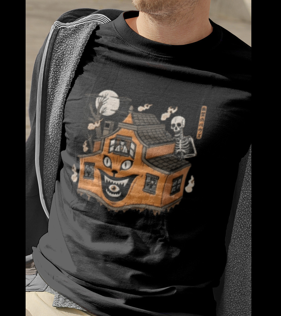Skeleton Moon Haunted House Cat Face Halloween T-Shirt