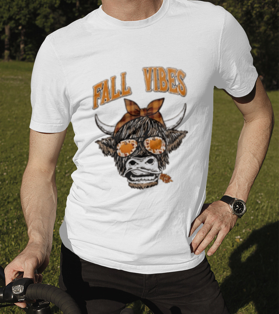 Fall Vibes Highland Cow Plaid Bow Sunglasses Pumpkins T-Shirt