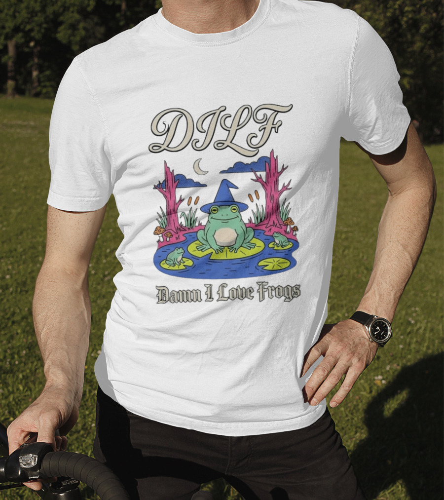 DILF Damn I Love Frogs Cartoon Frog In Pond With Wizard Hat T-Shirt