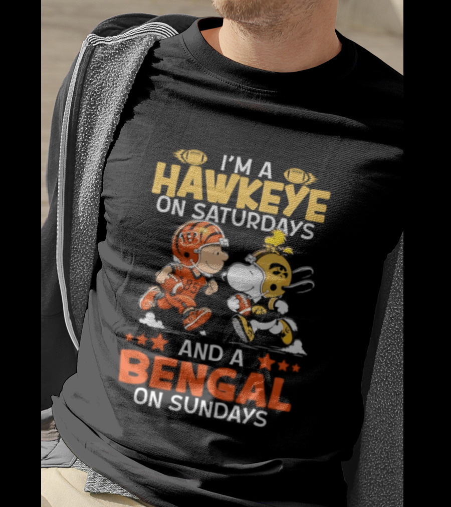 Iowa Hawkeyes Saturdays And Cincinnati Bengals Sundays Snoopy Charlie Brown T-Shirt