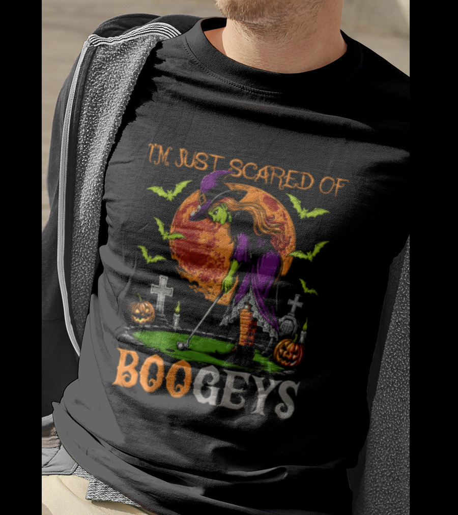 I'm Just Scared Of Bogeys Halloween Golf Witch Graveyard T-Shirt