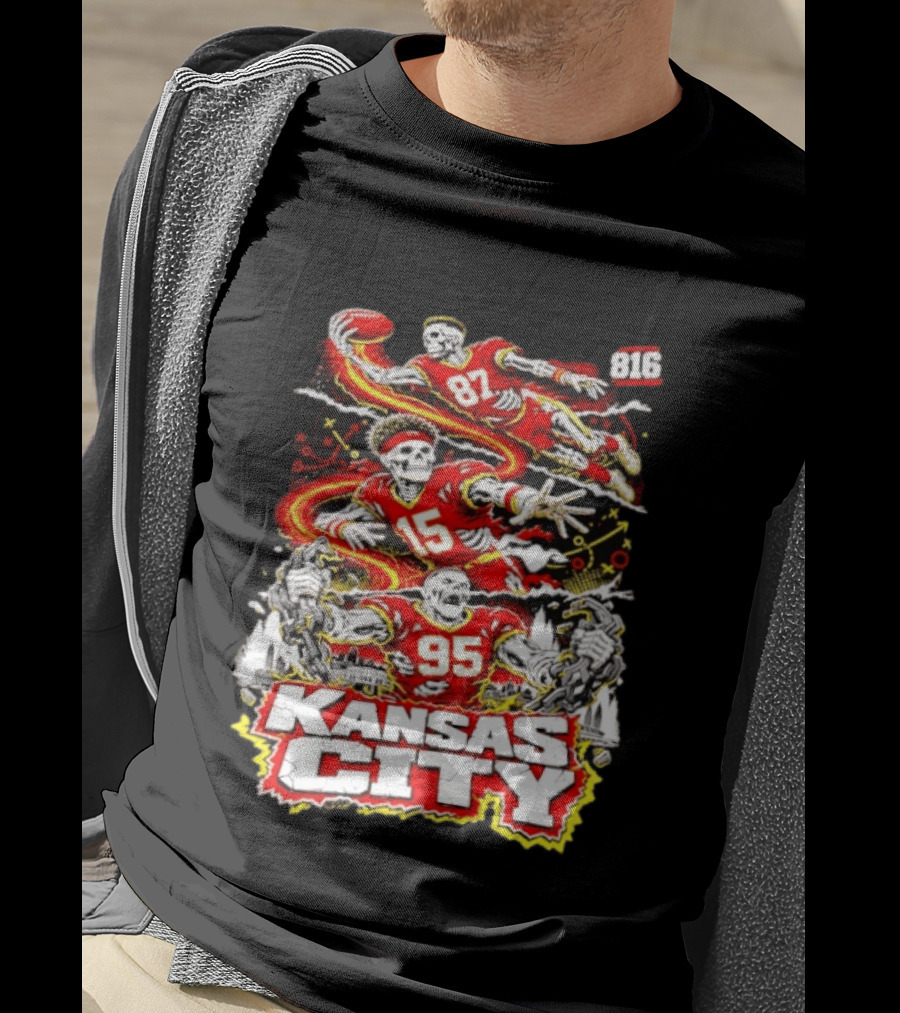 Kansas City Chiefs Skeleton Players Halloween 87 95 15 816 T-Shirt