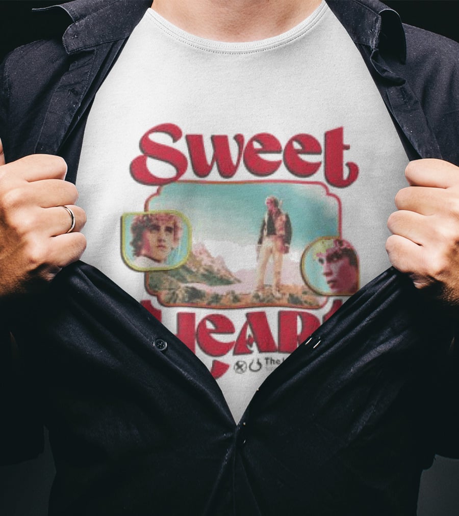 Lions Gate Store The Hunger Games Sunrise On The Reaping Sweetheart Vintage Style Scene T-Shirt