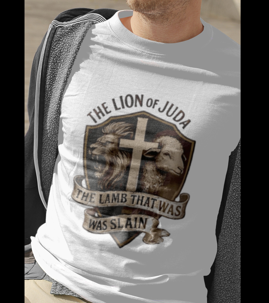 The Lion Of Judah Shield Cross The Lamb That Was Slain T-Shirt
