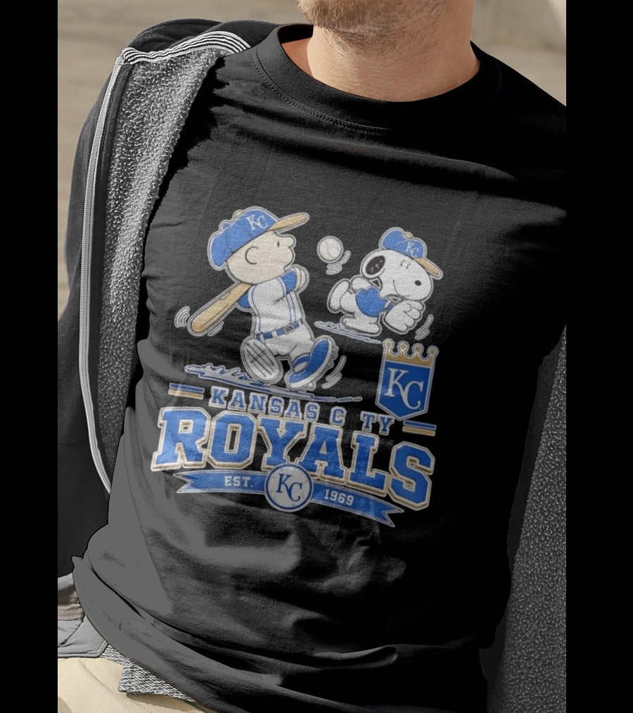Peanuts Charlie Brown Snoopy Kansas City Royals Baseball KC Est 1969 T-Shirt