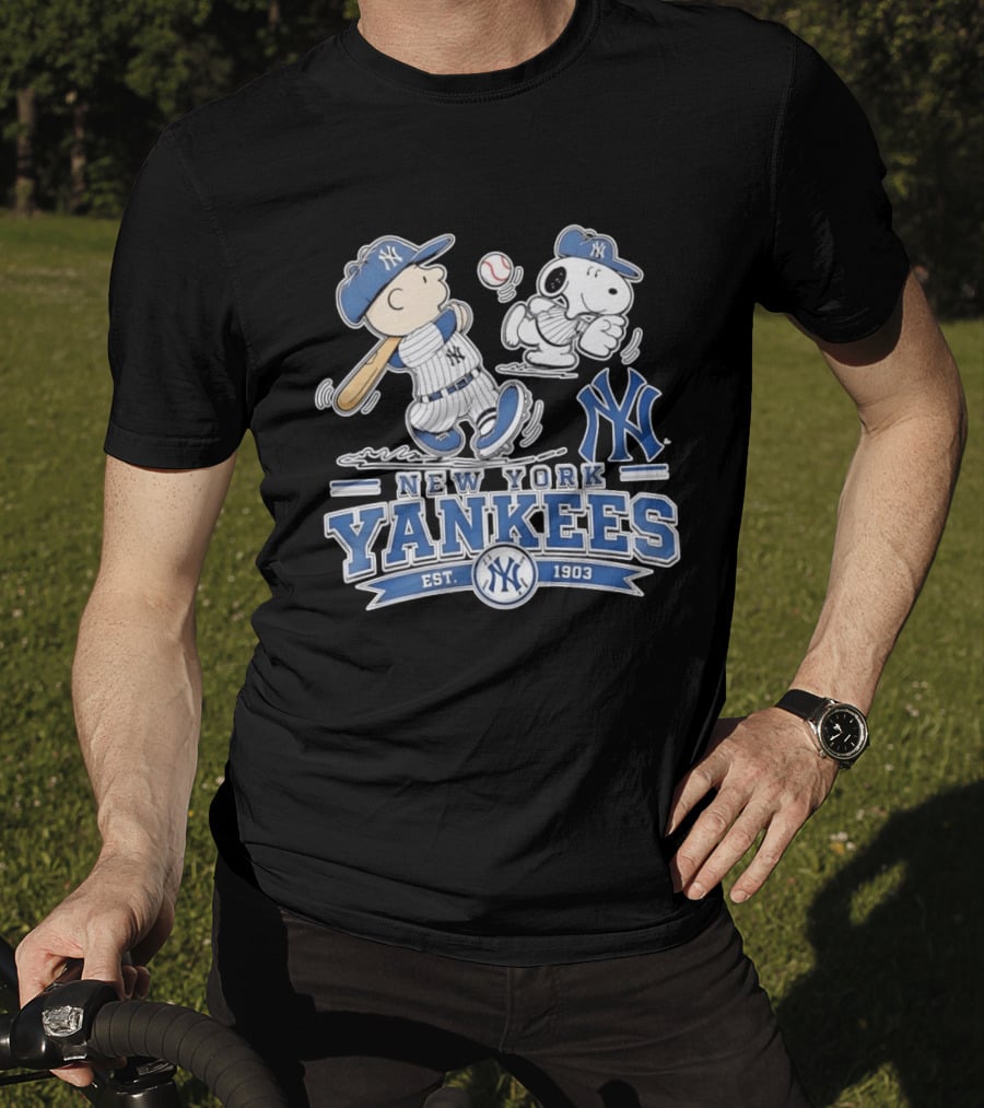 Charlie Brown Snoopy New York Yankees Est 1903 T-Shirt