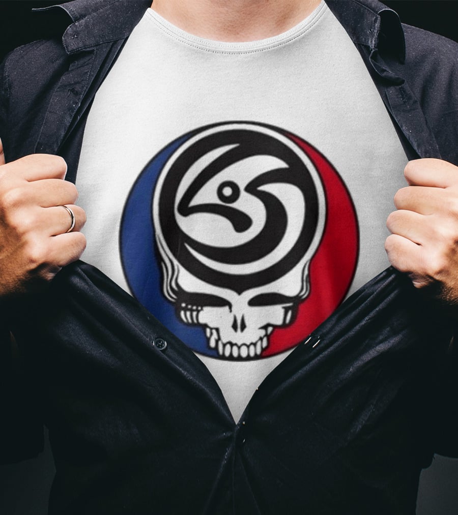 Leftover Salmon Grateful Dead Steal Your Face Salmon Garcia's Chicago March 6 8 2026 T-Shirt