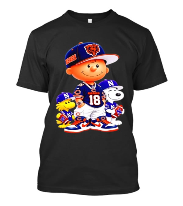 Charlie Brown And Snoopy Chicago Bears 18 With Woodstock In Football Gear T-Shirt