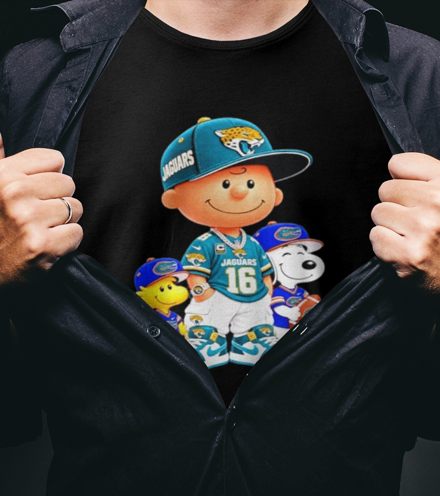 Charlie Brown With Snoopy And Woodstock Jacksonville Jaguars 16 Jersey Peanuts Football Fan Gear T-Shirt
