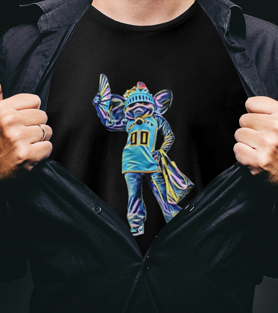 Ellie The Elephant Statue Of Liberty New York Basketball Team T-Shirt