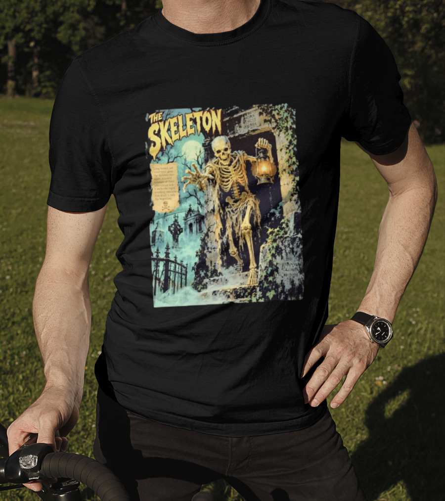 The Skeleton Mors Vincit Omnia Sic Transit Gloria Mundi Lantern Night Scene T-Shirt