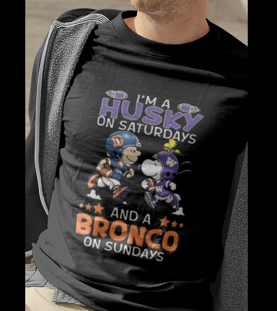 I'm A Husky On Saturdays And A Bronco On Sundays Charlie Brown Snoopy Woodstock NCAAF Football Fans T-Shirt