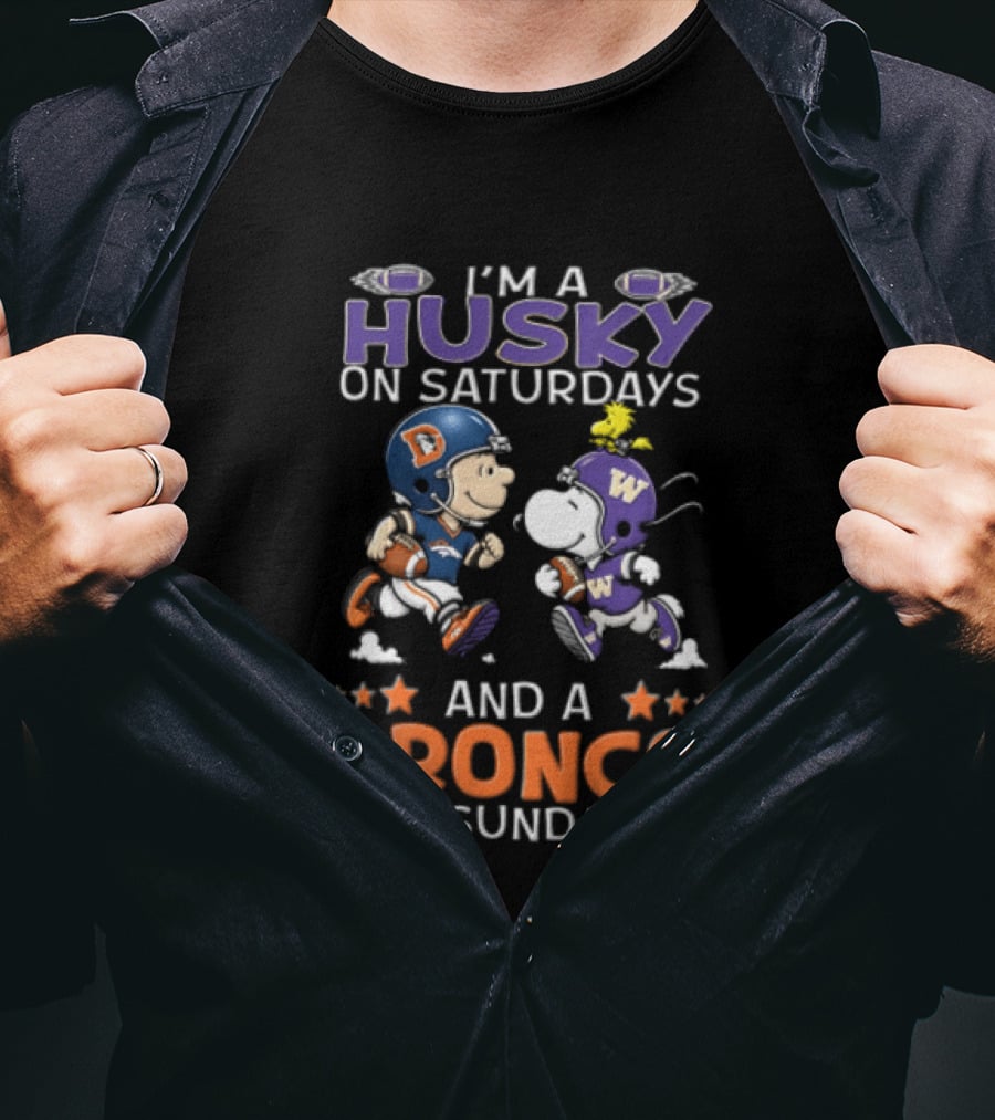 I'm A Husky On Saturdays And A Bronco On Sundays Charlie Brown Snoopy Woodstock NCAAF Football Fans T-Shirt