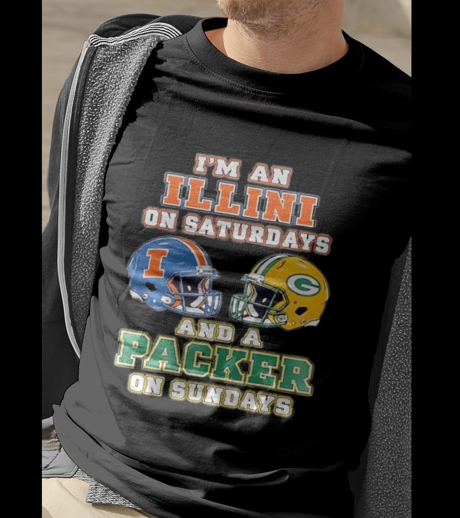 I'm An Illini On Saturdays And A Packers Fan On Sundays Football Helmets T-Shirt