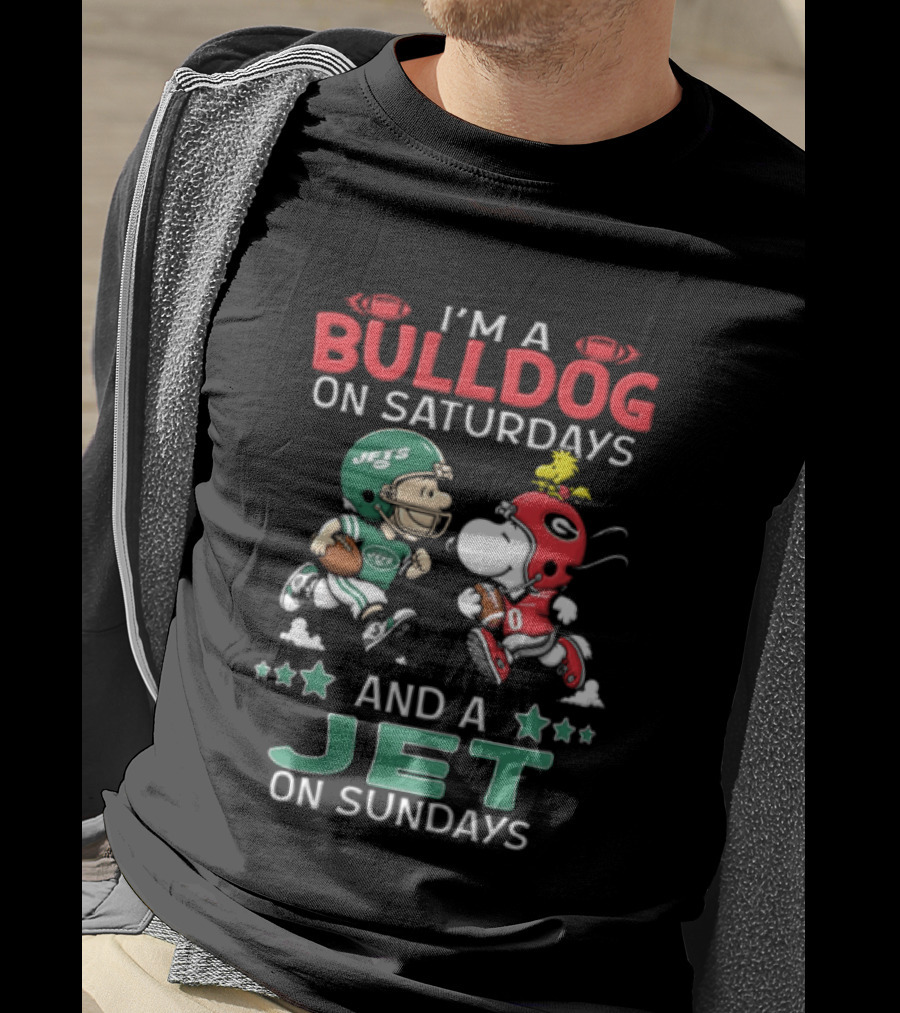 Charlie Brown Snoopy Woodstock I'm A Bulldog On Saturdays And A Jet On Sundays NCAAF NFL T-Shirt