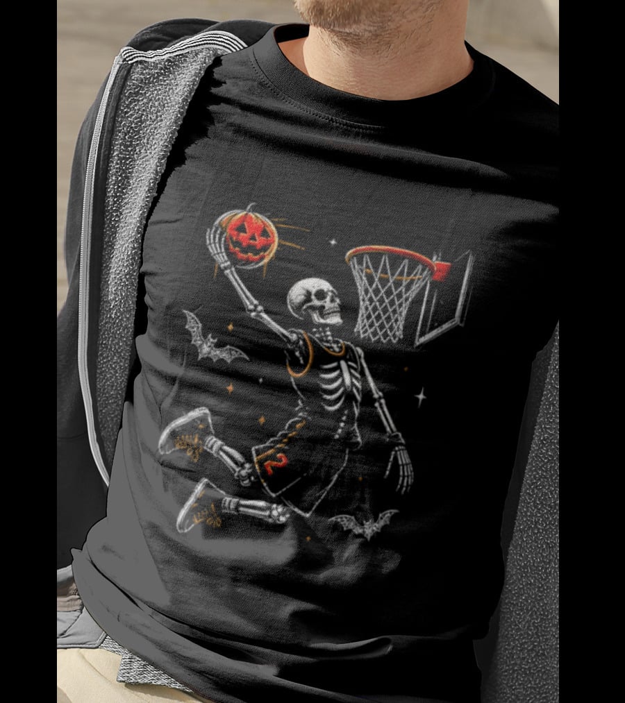 Halloween Skeleton Basketball Dunking Pumpkin Spooky Bats T-Shirt