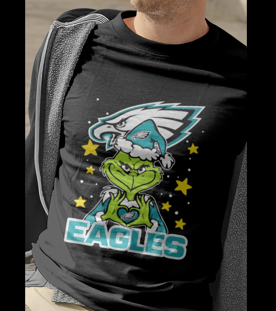 Philadelphia Eagles Christmas Grinch Heart Love T-Shirt