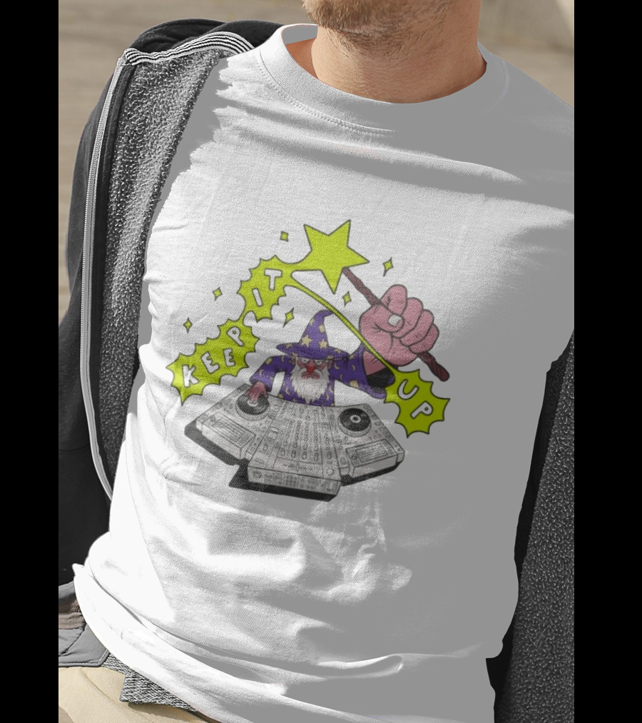 Wizard DJ Keep It Up Music Producer DJing Magic Spell Turntable Controller T-Shirt