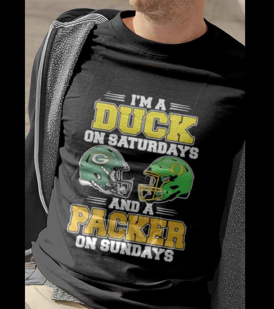 I'm A Duck On Saturdays And A Packer On Sundays Green Bay Oregon Football Helmets T-Shirt