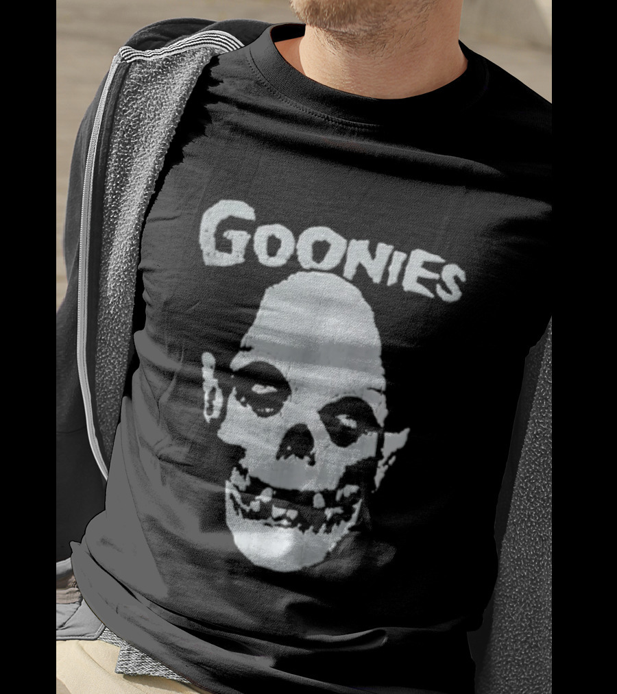 GOONIES Skull T-Shirt