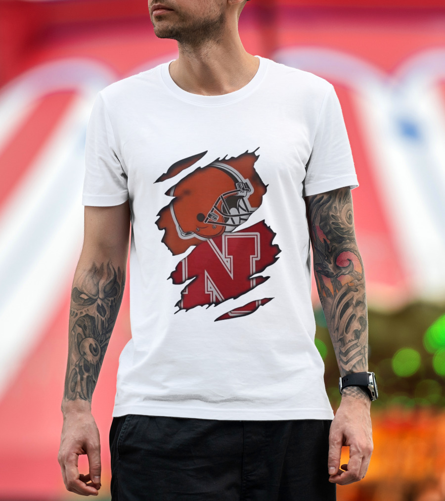 Cleveland Browns Football Helmet Nebraska Cornhuskers N Distressed T-Shirt