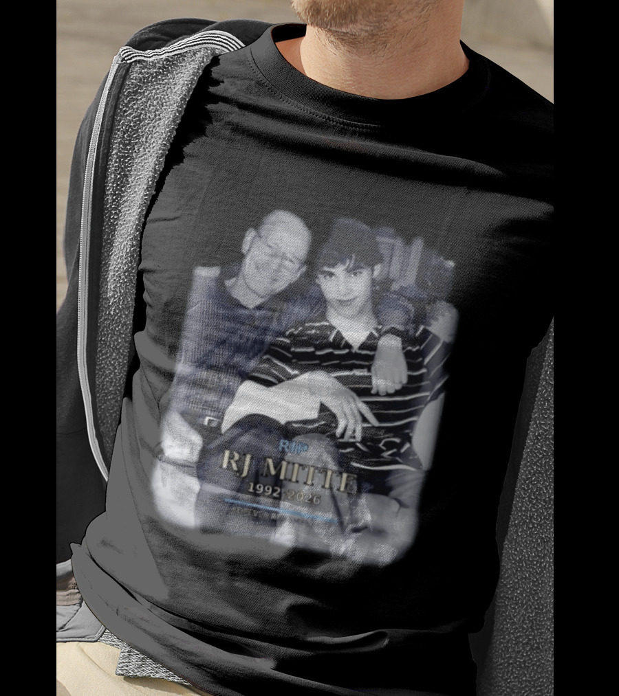 RIP RJ Mitte 1992 2026 Forever Remembered Breaking Bad Memorial T-Shirt