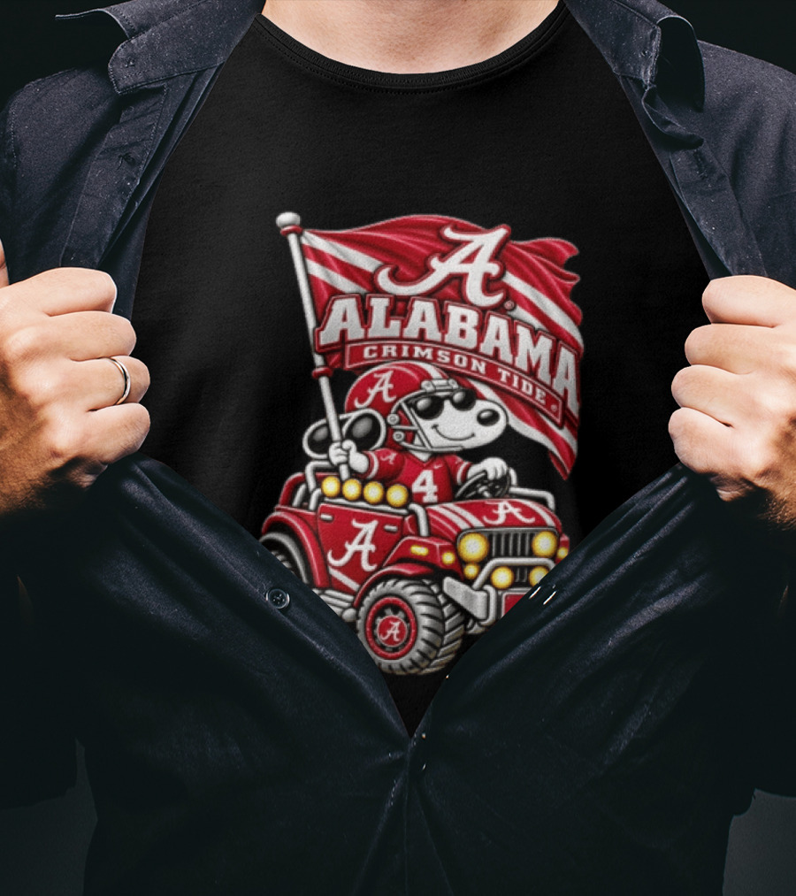 Alabama Crimson Tide NCAA Football Snoopy Driving Offroad Vehicle T-Shirt
