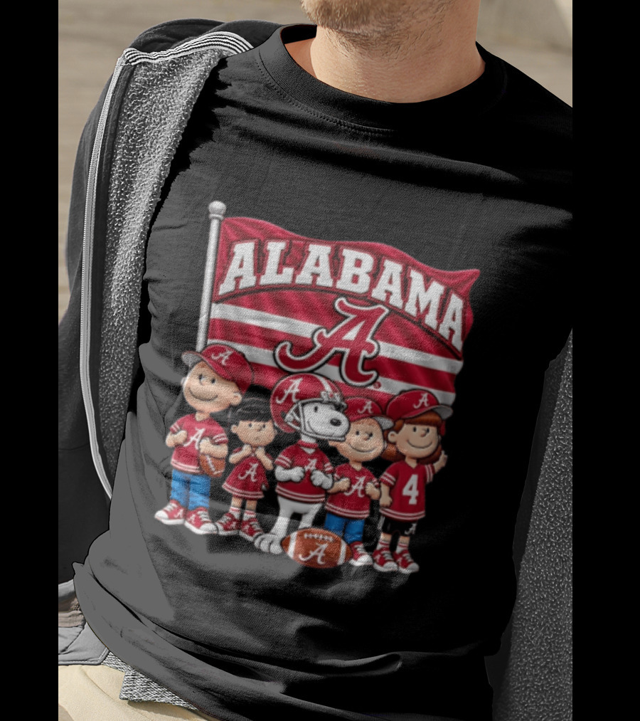 Alabama Crimson Tide NCAA Football Snoopy Charlie Brown Peanuts Characters T-Shirt