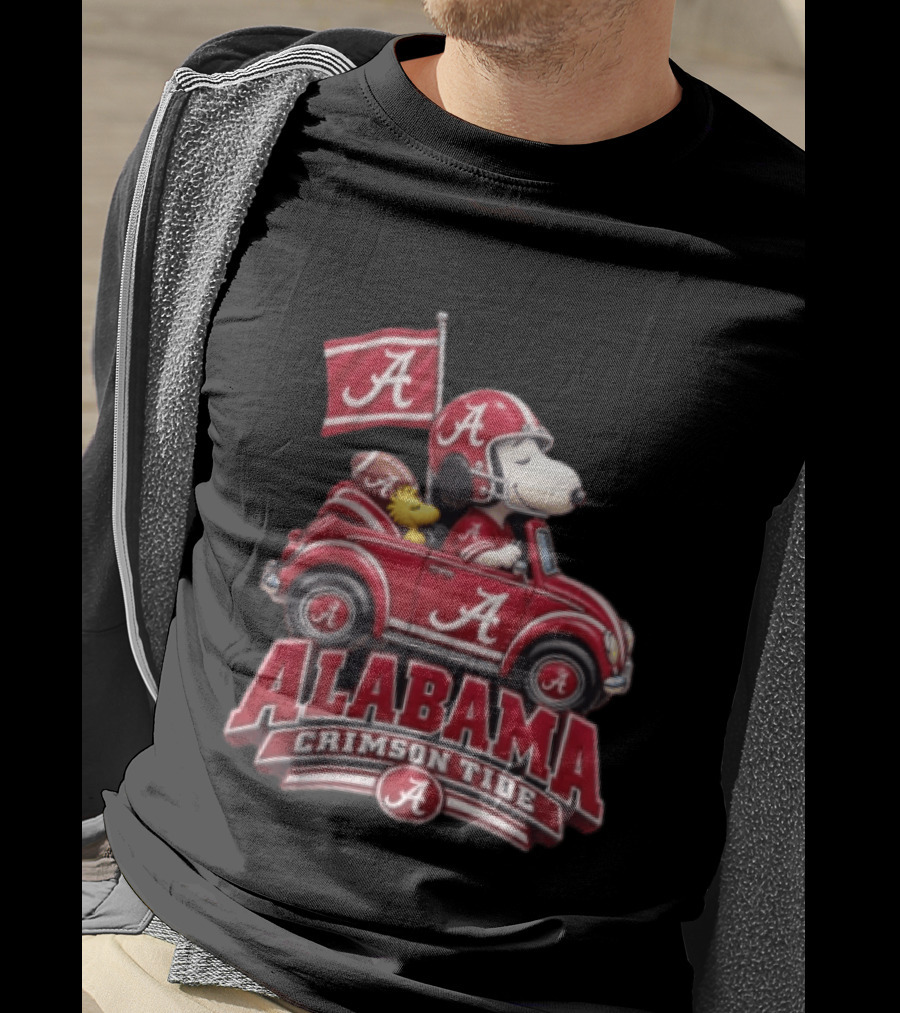 Alabama Crimson Tide Snoopy And Woodstock Driving Red Car T-Shirt