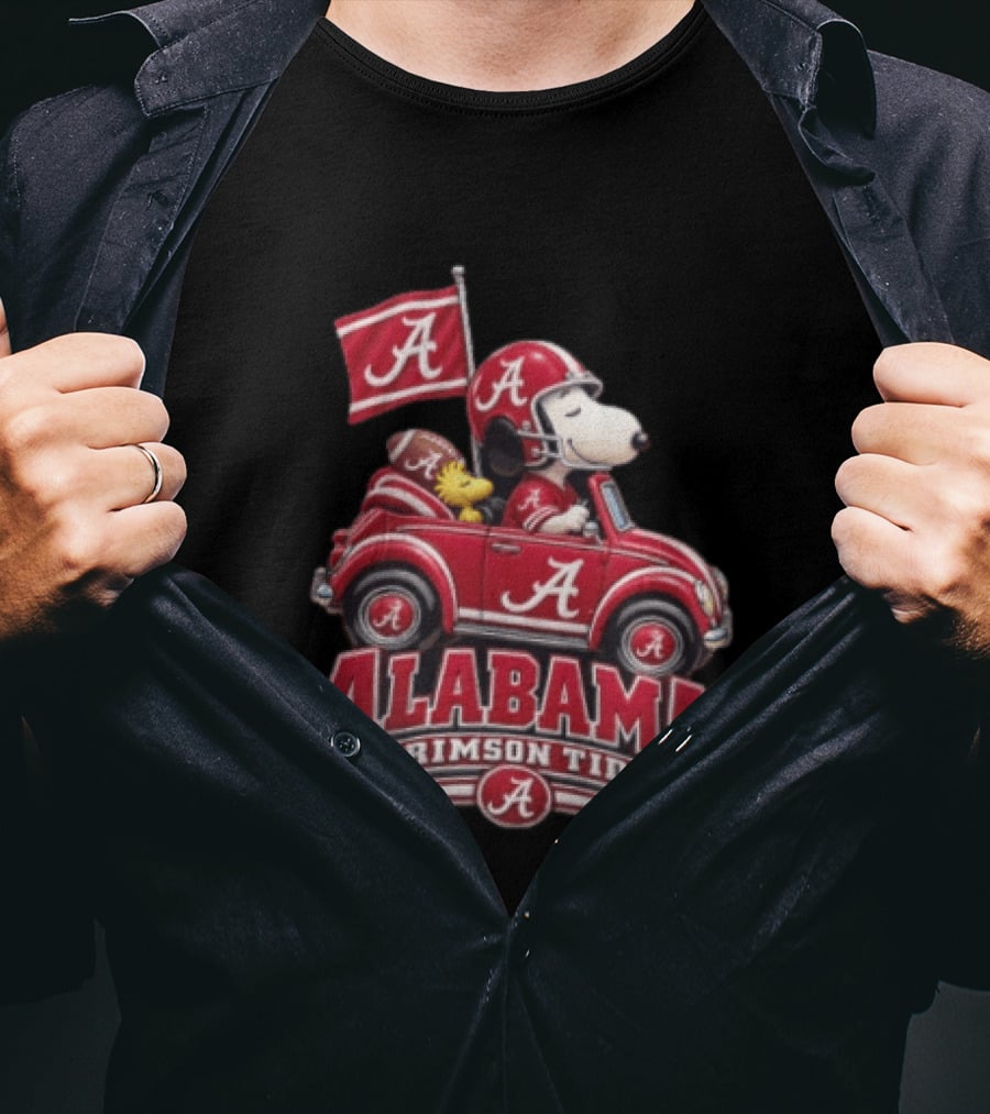 Alabama Crimson Tide Snoopy And Woodstock Driving Red Car T-Shirt
