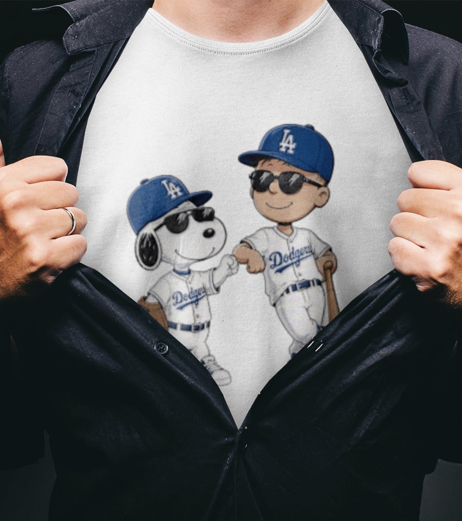 Los Angeles Dodgers Snoopy And Kid Baseball Team Spirit T-Shirt