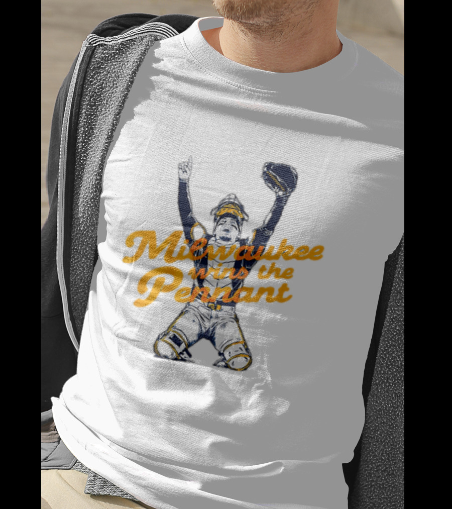 Milwaukee Wins The Pennant Celebration Catcher T-Shirt