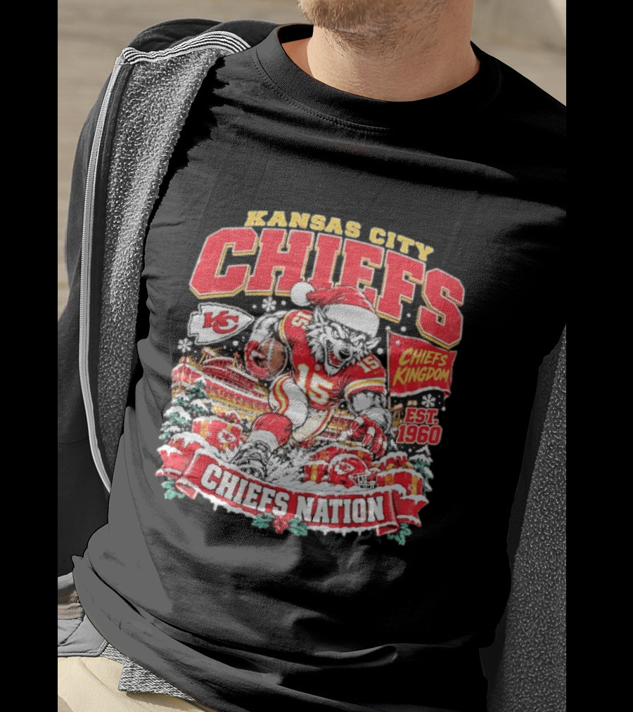 Kansas City Chiefs Kingdom Est 1960 Chiefs Nation Christmas Santa Football T-Shirt