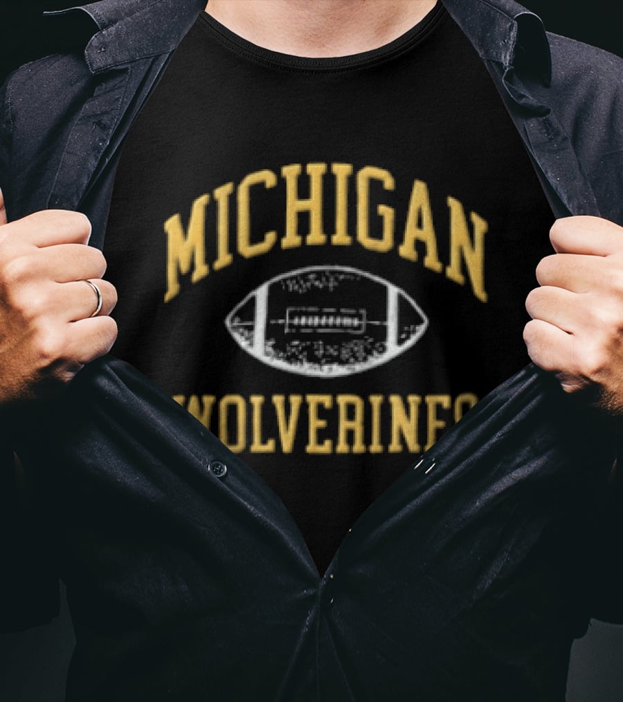 Michigan Wolverines Football Vintage Style Iconic College Football Fan T-Shirt