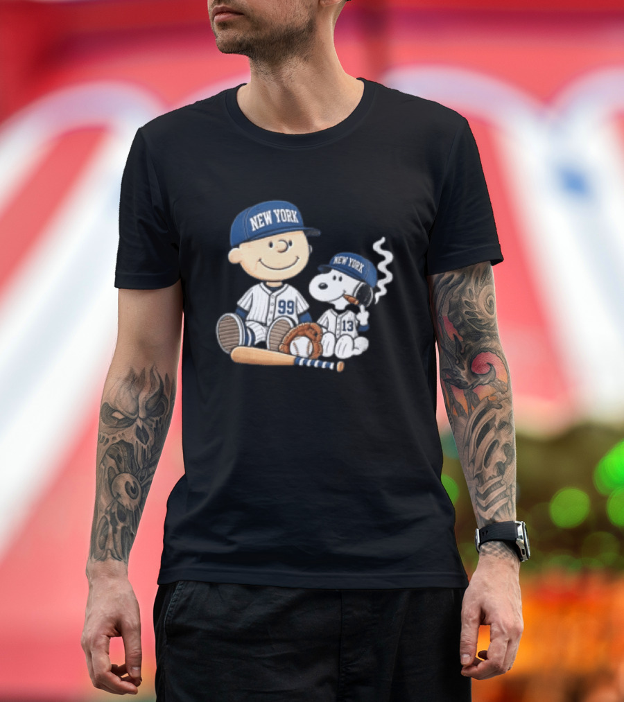 New York Yankees Charlie Brown Snoopy Baseball Uniforms Cigar T-Shirt