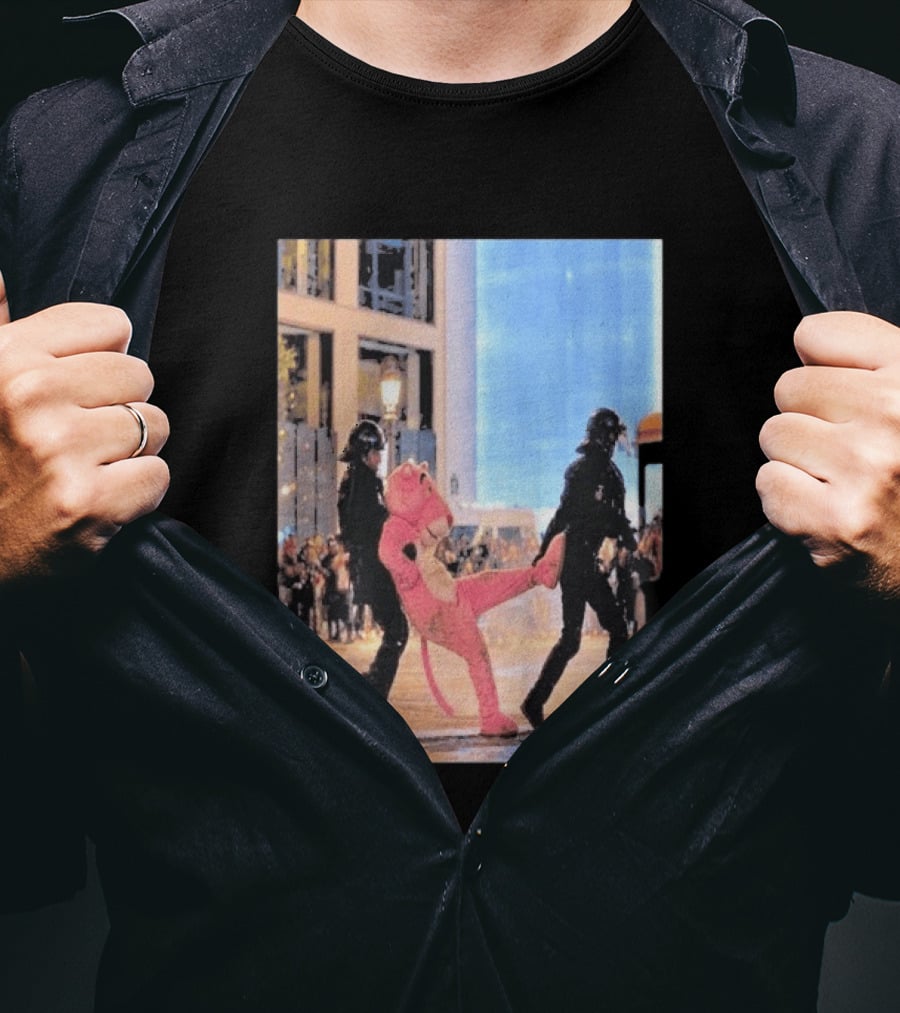 Original Pink Panther France Protests 2026 Police Mascot Arrest Scene T-Shirt