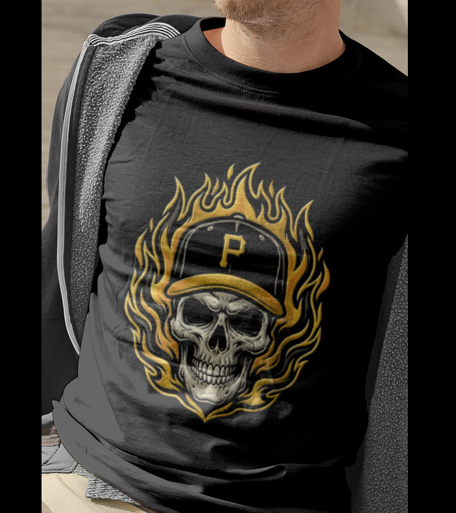 Pittsburgh Pirates Skull Baseball Cap Fire Crown Of Thorns T-Shirt