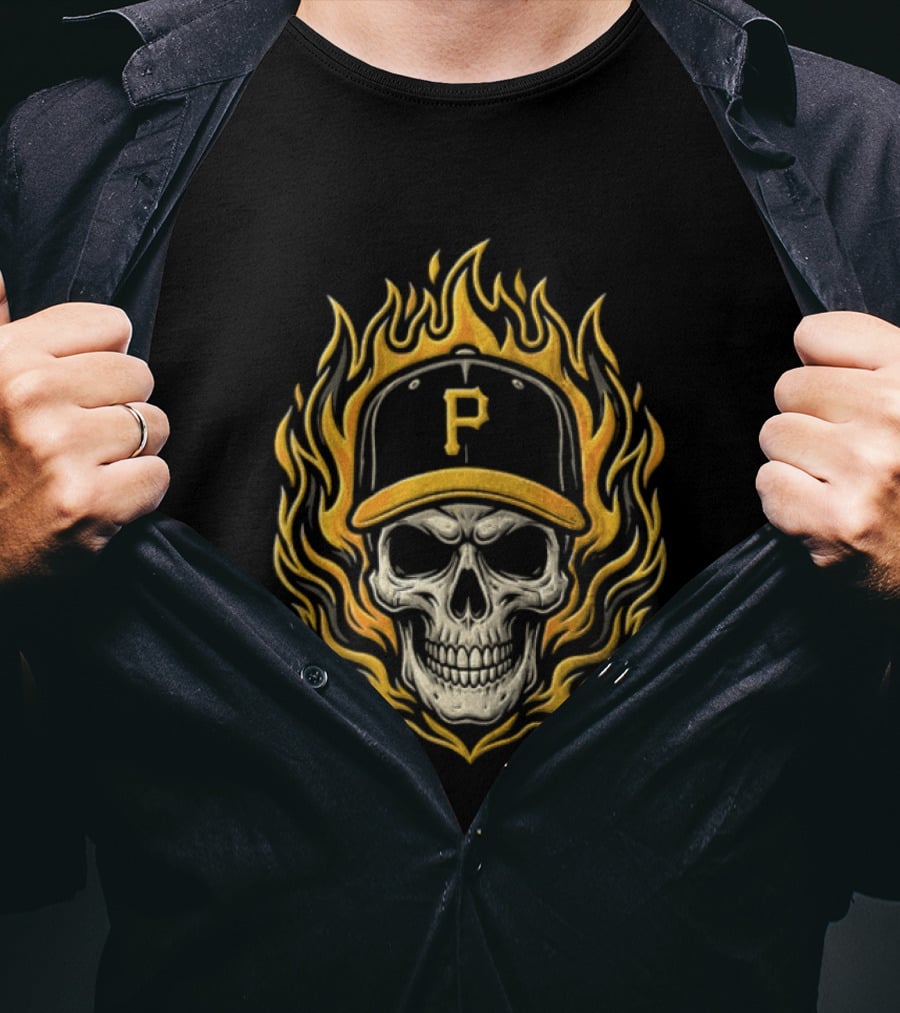 Pittsburgh Pirates Skull Baseball Cap Fire Crown Of Thorns T-Shirt