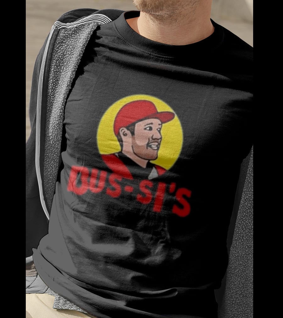 Carolina Hurricanes Bus Si's Red Cap T-Shirt