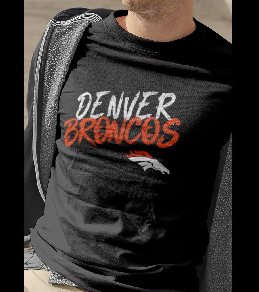 Denver Broncos Team Spirit Bold Brush Script With Iconic Horse T-Shirt