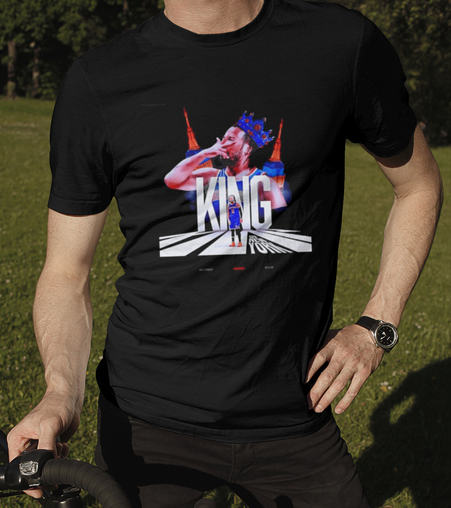 King Of New York Jalen Brunson Crown Basketball Statue Liberty Skyline T-Shirt