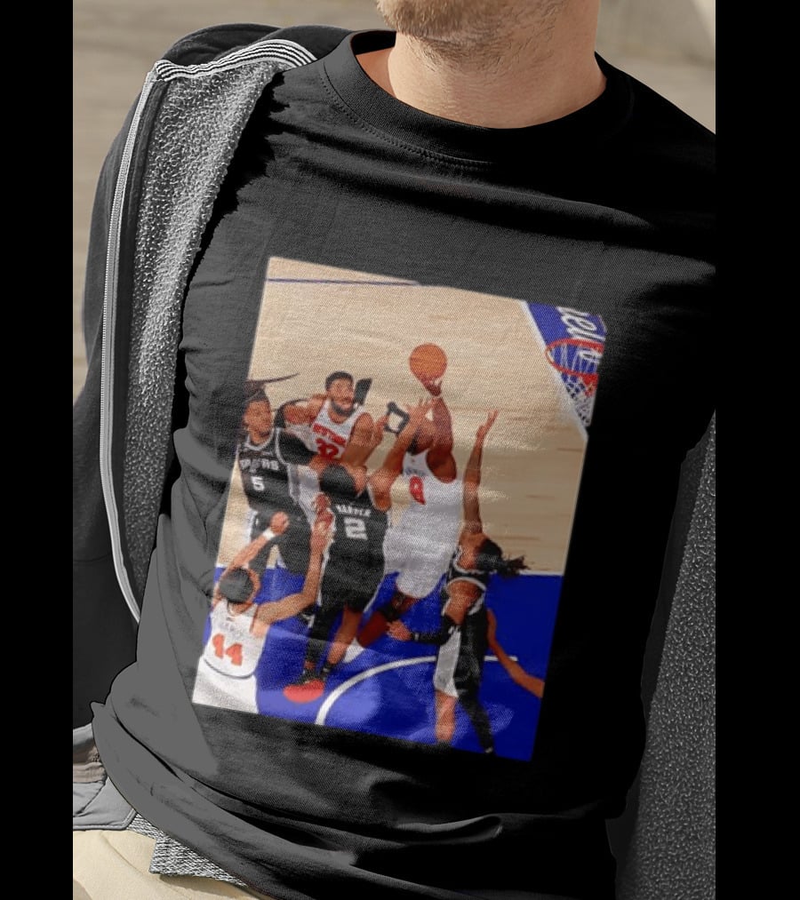 The Putback With OG Knicks Dunking Against Spurs T-Shirt
