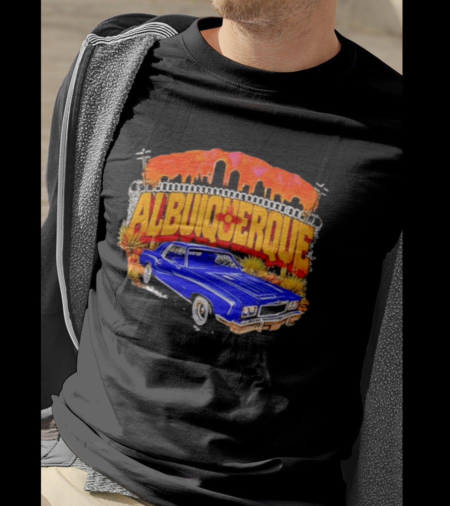 Albuquerque New Mexico Classic Car Skyline Desert Landscape T-Shirt