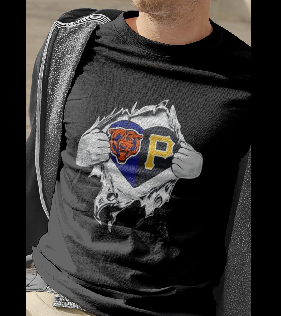 Chicago Bears Pittsburgh Pirates Heart Ripped Open Dual Team Loyalty T-Shirt