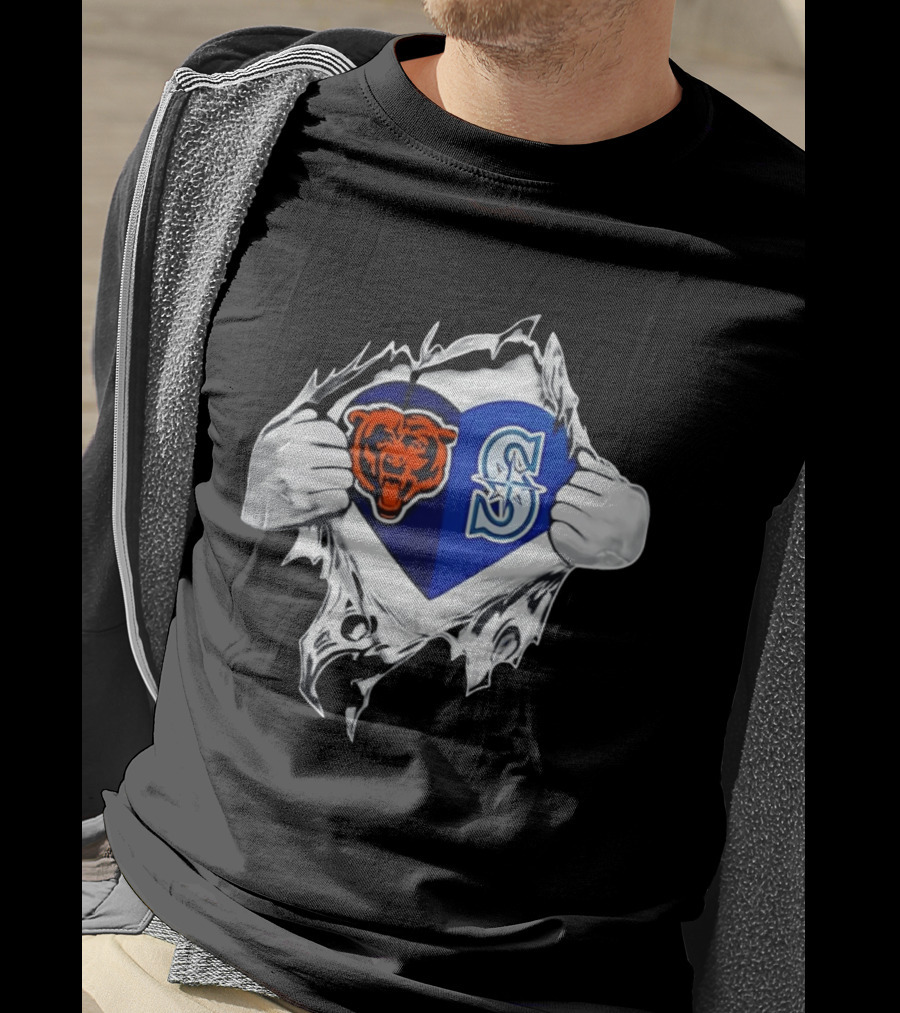 Chicago Bears Seattle Mariners Heart Ripping Through Chest Sports Fan T-Shirt