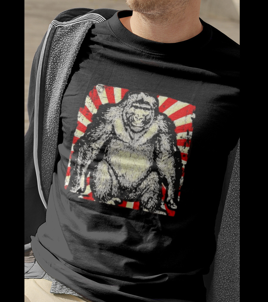 Silverback Gorilla Sunburst Wildlife Nature Animal T-Shirt