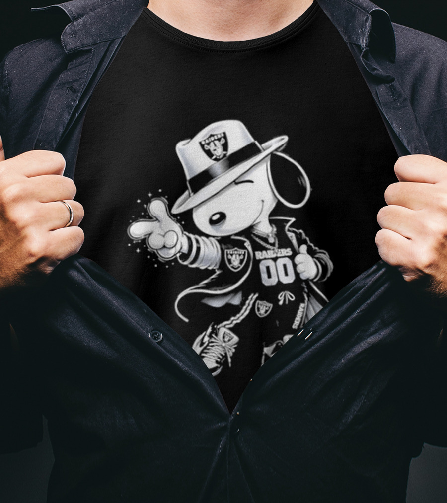 Snoopy X Las Vegas Raiders 00 Football Character With Team Symbol In White T-Shirt